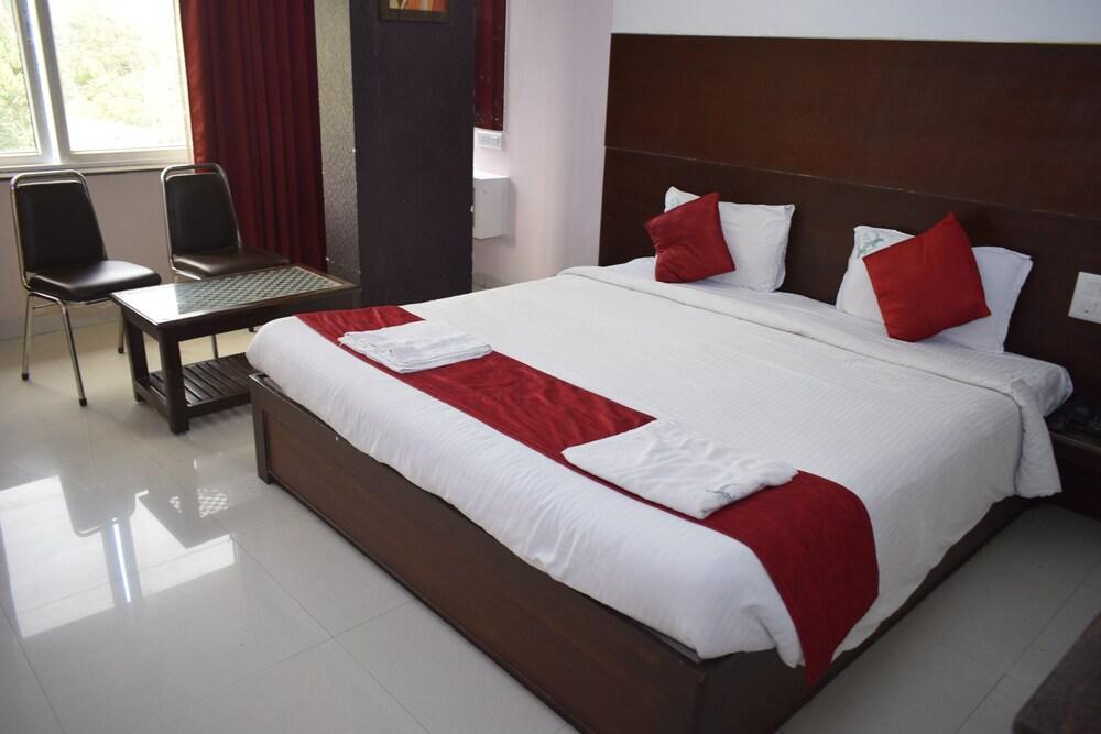 Hotel Sumith Palace Pondicherry Luaran gambar